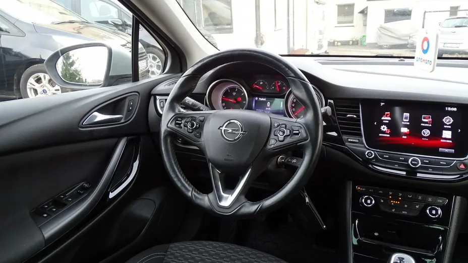 OPEL Astra -