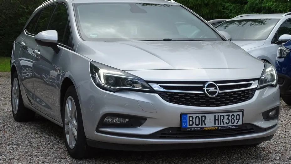 OPEL Astra -
