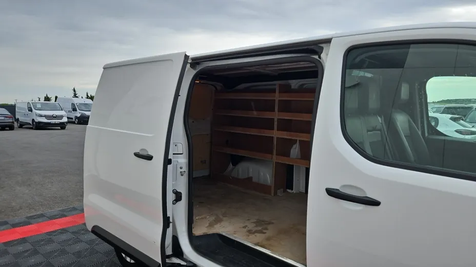 TOYOTA Proace -