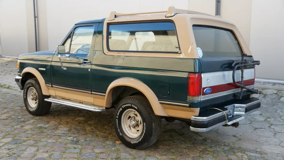 FORD Bronco -