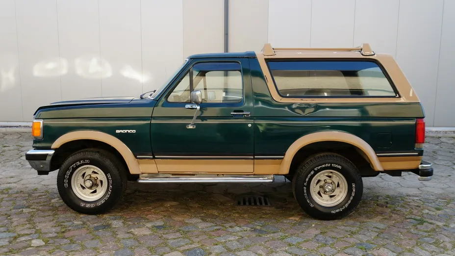 FORD Bronco -