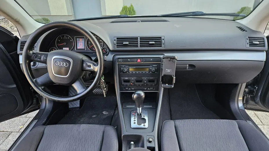 AUDI A4 Avant -