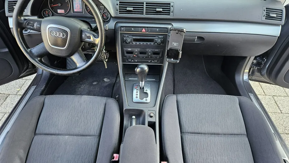 AUDI A4 Avant -