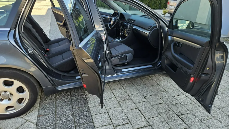 AUDI A4 Avant -