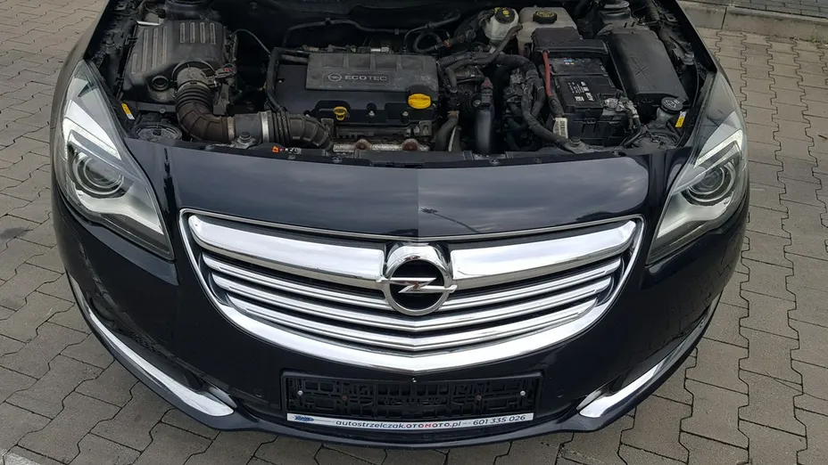 OPEL Insignia -