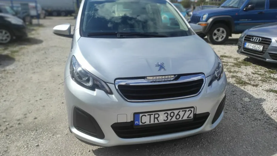 PEUGEOT 108 -