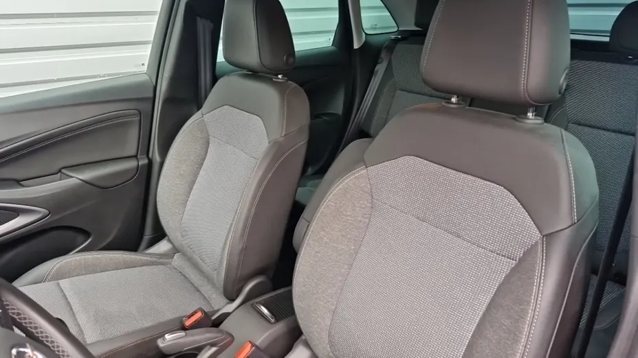 OPEL Crossland -