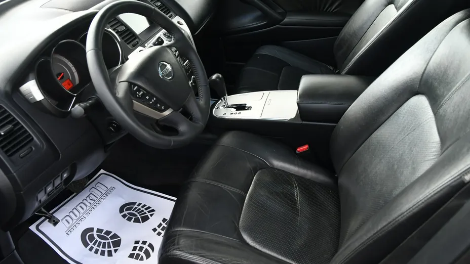 NISSAN Murano -