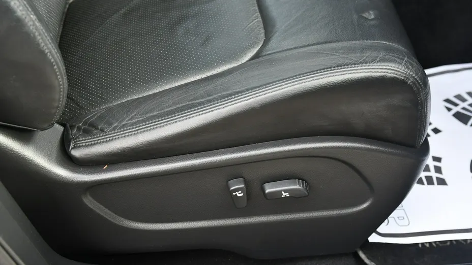 NISSAN Murano -