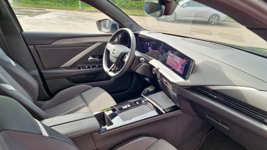 OPEL Astra -