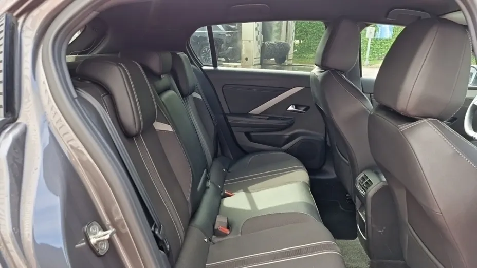 OPEL Astra -