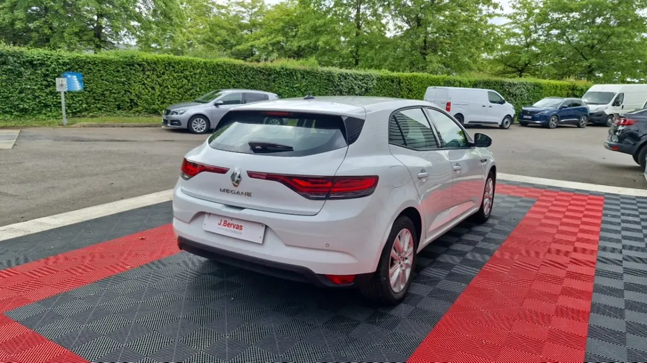 RENAULT Megane -