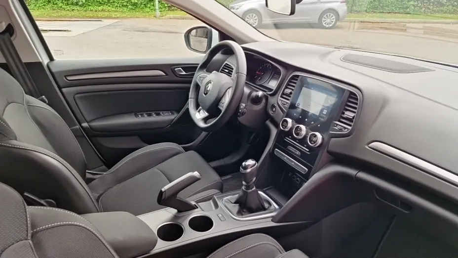 RENAULT Megane -