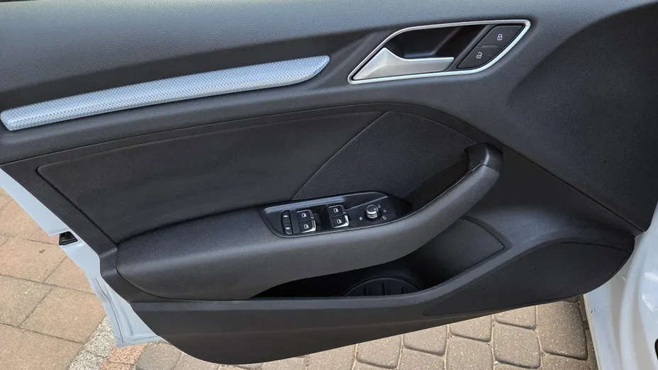 AUDI A3 Sportback -