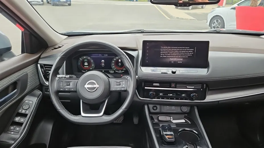 NISSAN X-Trail -