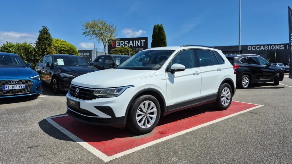 Volkswagen Tiguan -