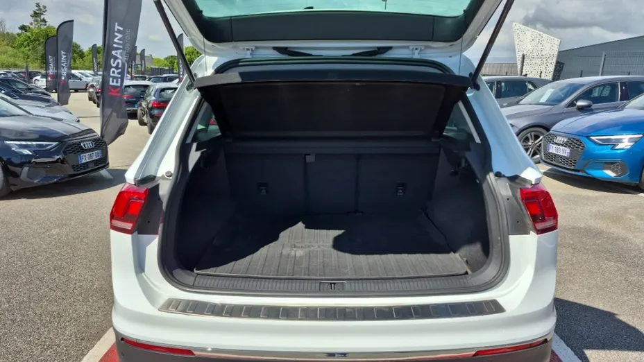 Volkswagen Tiguan -