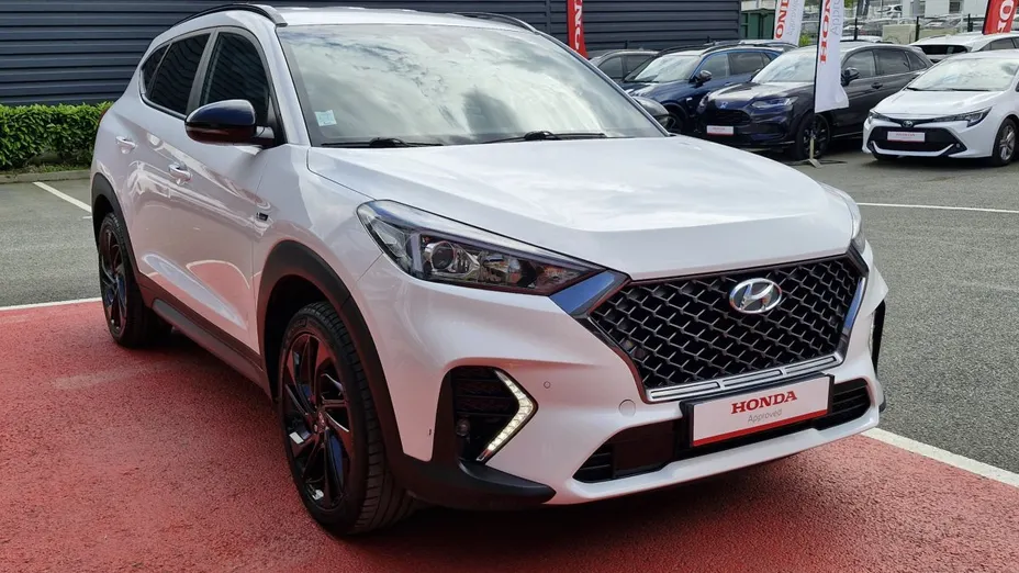 HYUNDAI Tucson -