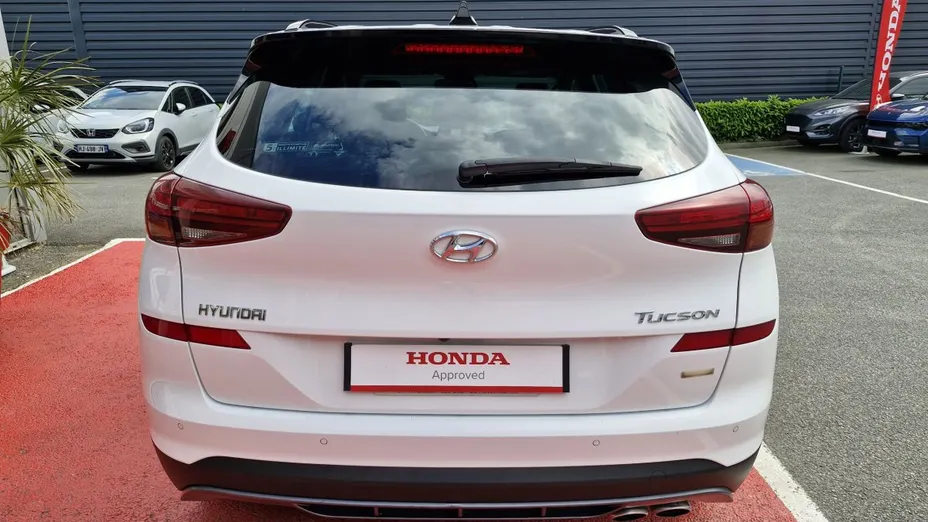 HYUNDAI Tucson -