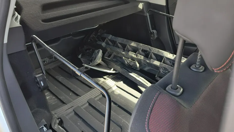 RENAULT Clio -