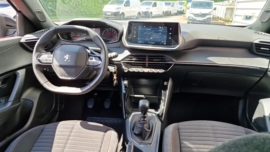 PEUGEOT 2008 -