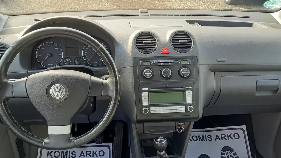 VOLKSWAGEN Caddy -