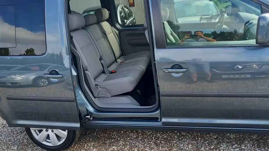 VOLKSWAGEN Caddy -