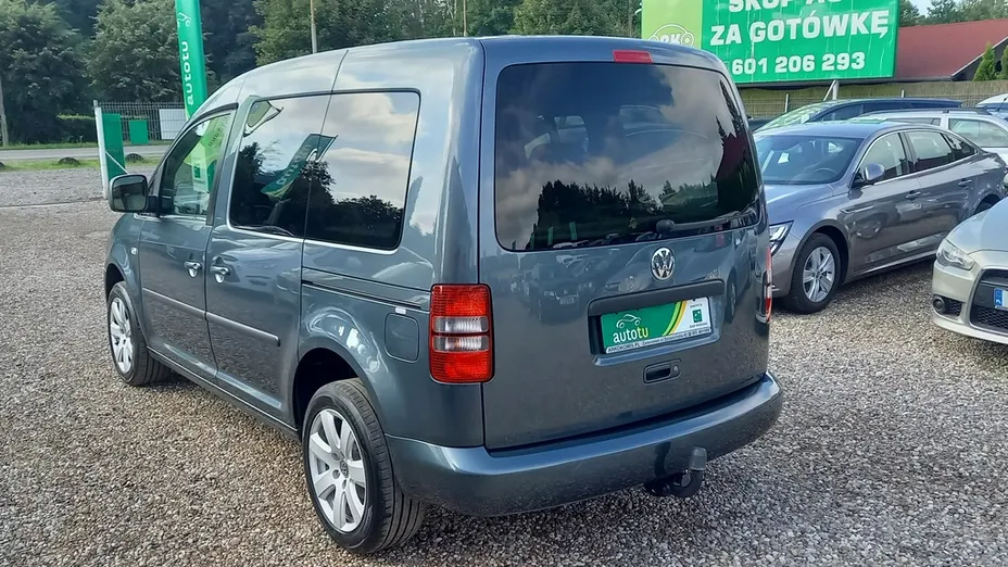 VOLKSWAGEN Caddy -