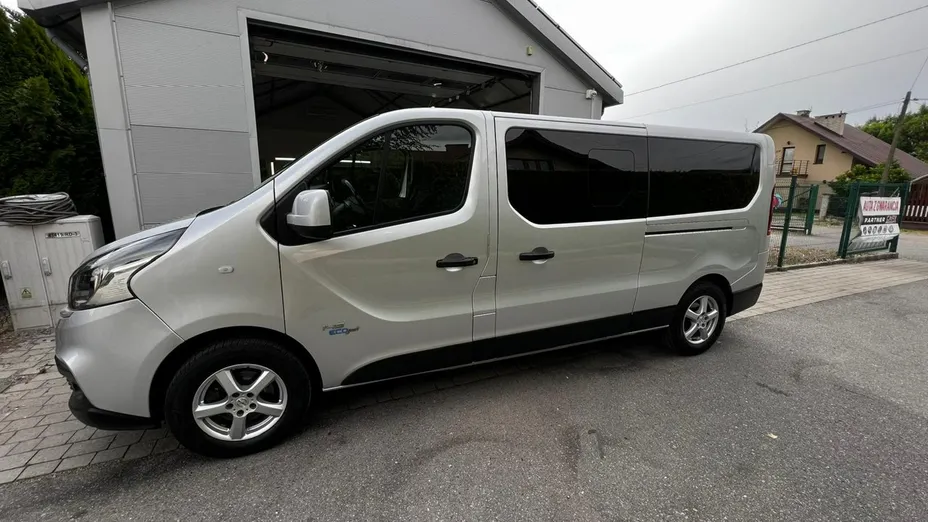 OPEL Vivaro -