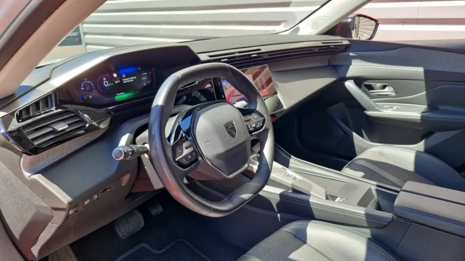 PEUGEOT 308 -
