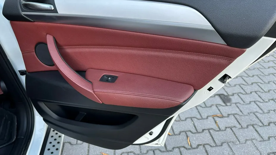 BMW X6 -