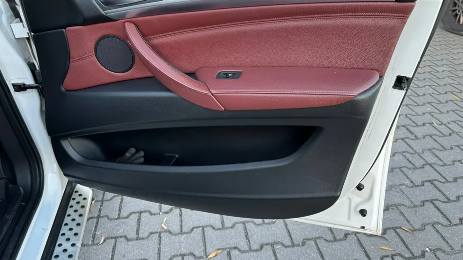 BMW X6 -