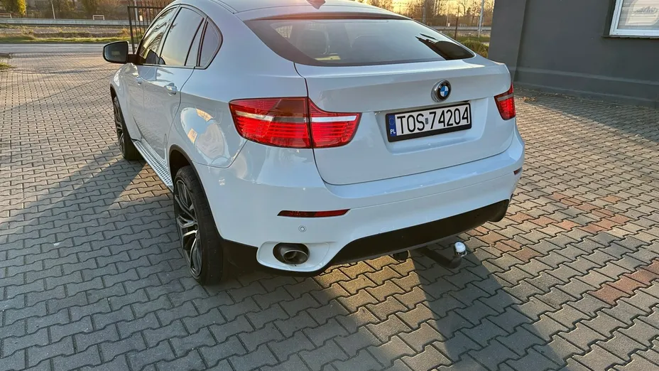 BMW X6 -