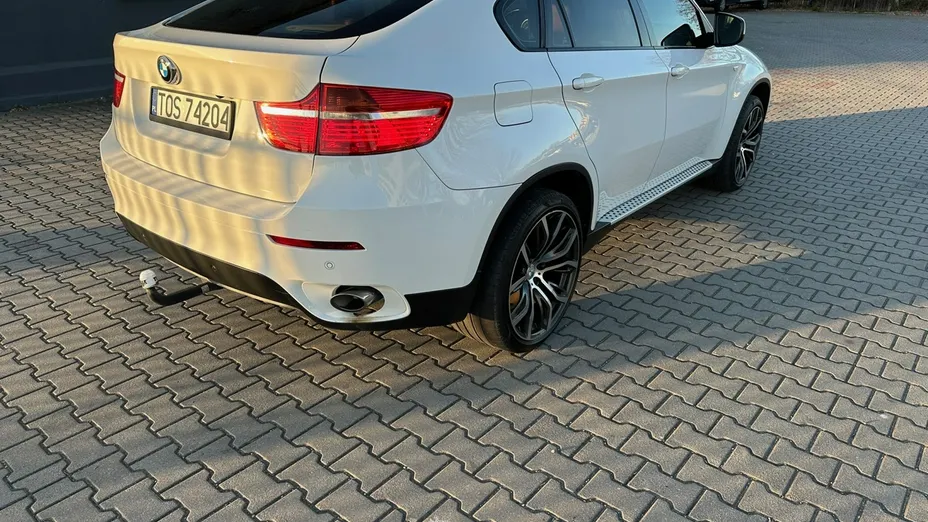 BMW X6 -