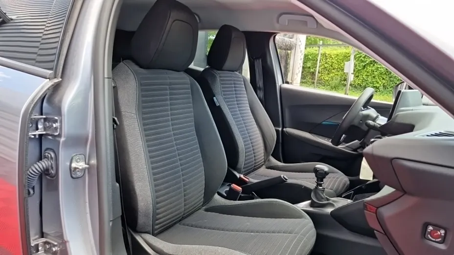 PEUGEOT 2008 -