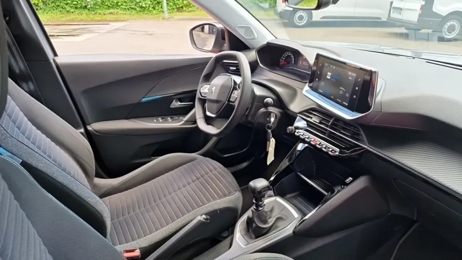 PEUGEOT 2008 -