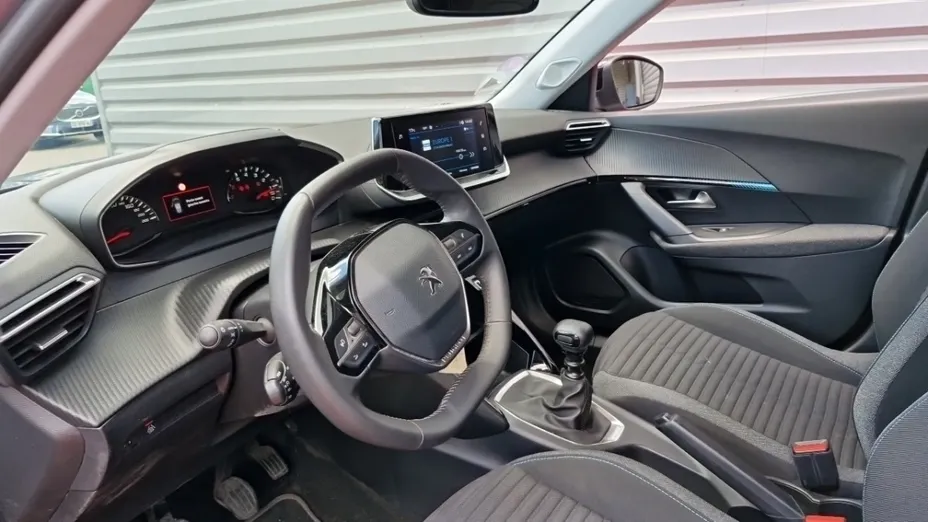 PEUGEOT 2008 -
