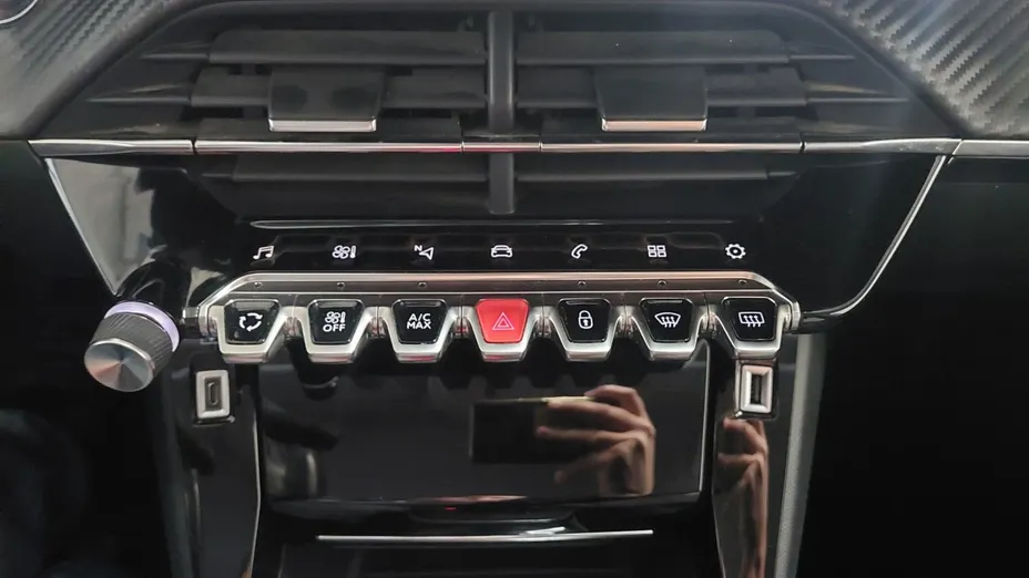 PEUGEOT 2008 -