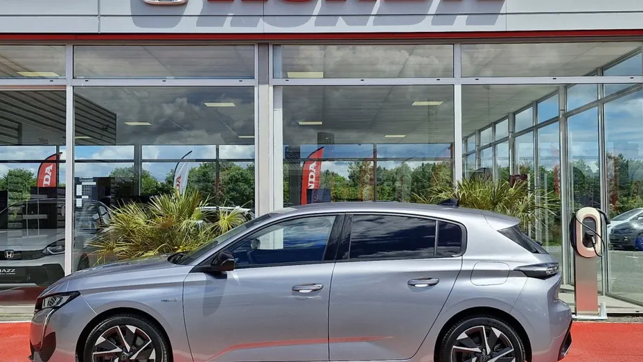 PEUGEOT 308 -