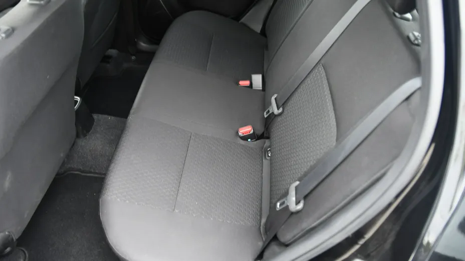 SUZUKI Swift -
