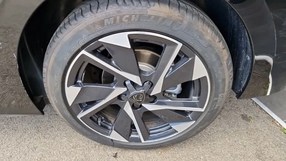 PEUGEOT 308 -