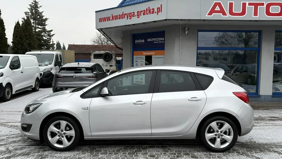 OPEL Astra -