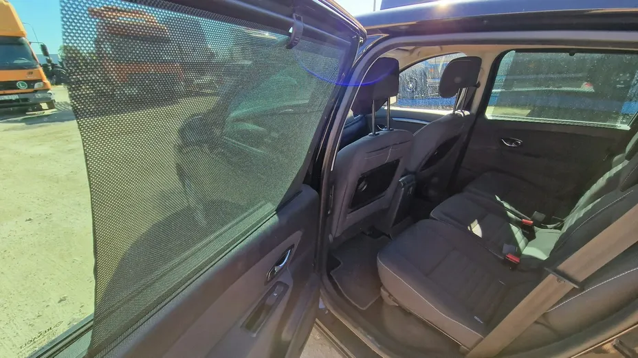 RENAULT Scenic -