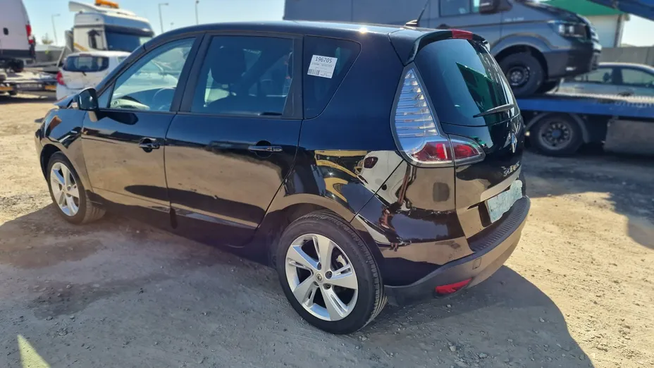 RENAULT Scenic -