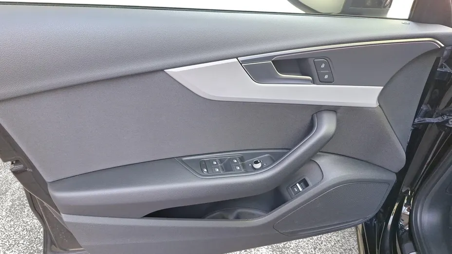 AUDI A4 Avant -