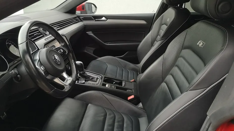 VOLKSWAGEN Arteon -