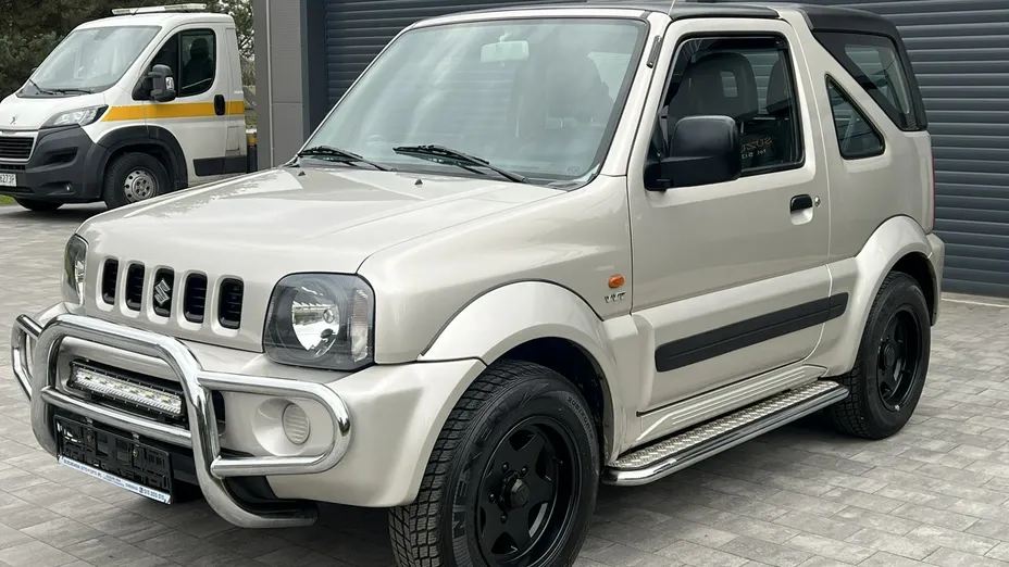 SUZUKI Jimny -