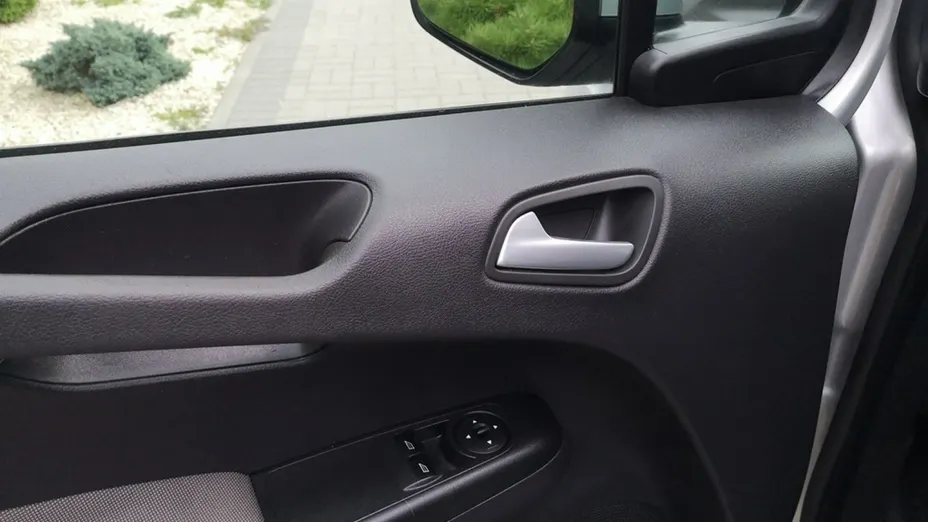 FORD Tourneo Courier -