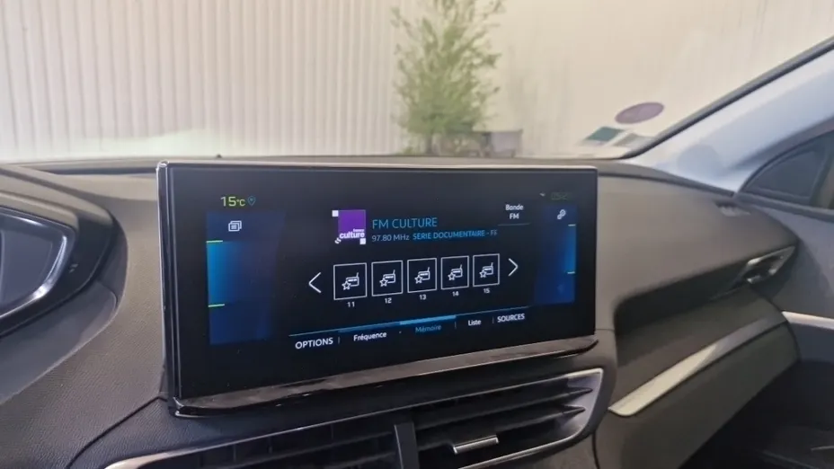 PEUGEOT 3008 -