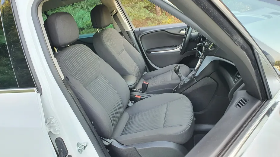 OPEL Zafira -